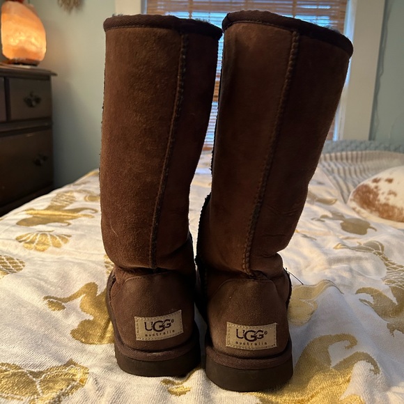 UGG Australia Classic Tall Women’s Boots - Brown - Size 5 - Picture 4 of 6